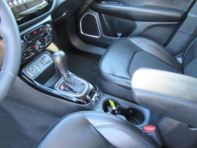 Used 2021 Jeep Compass Latitude FWD image 15