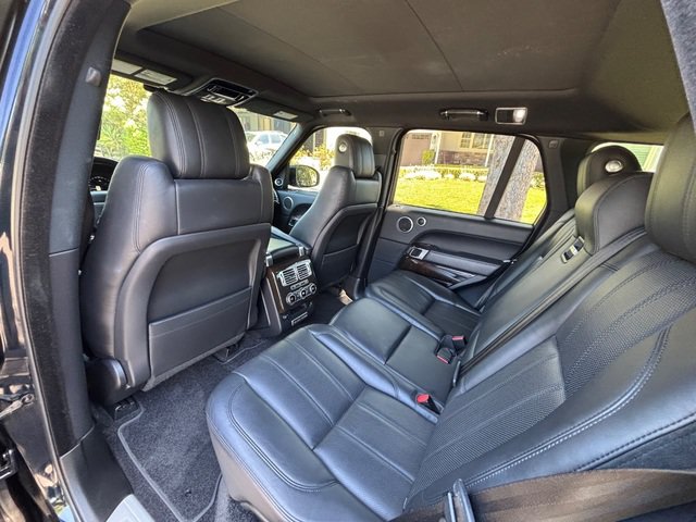 Used 2016 Land Rover Range Rover Supercharged AWD/4WD image 40