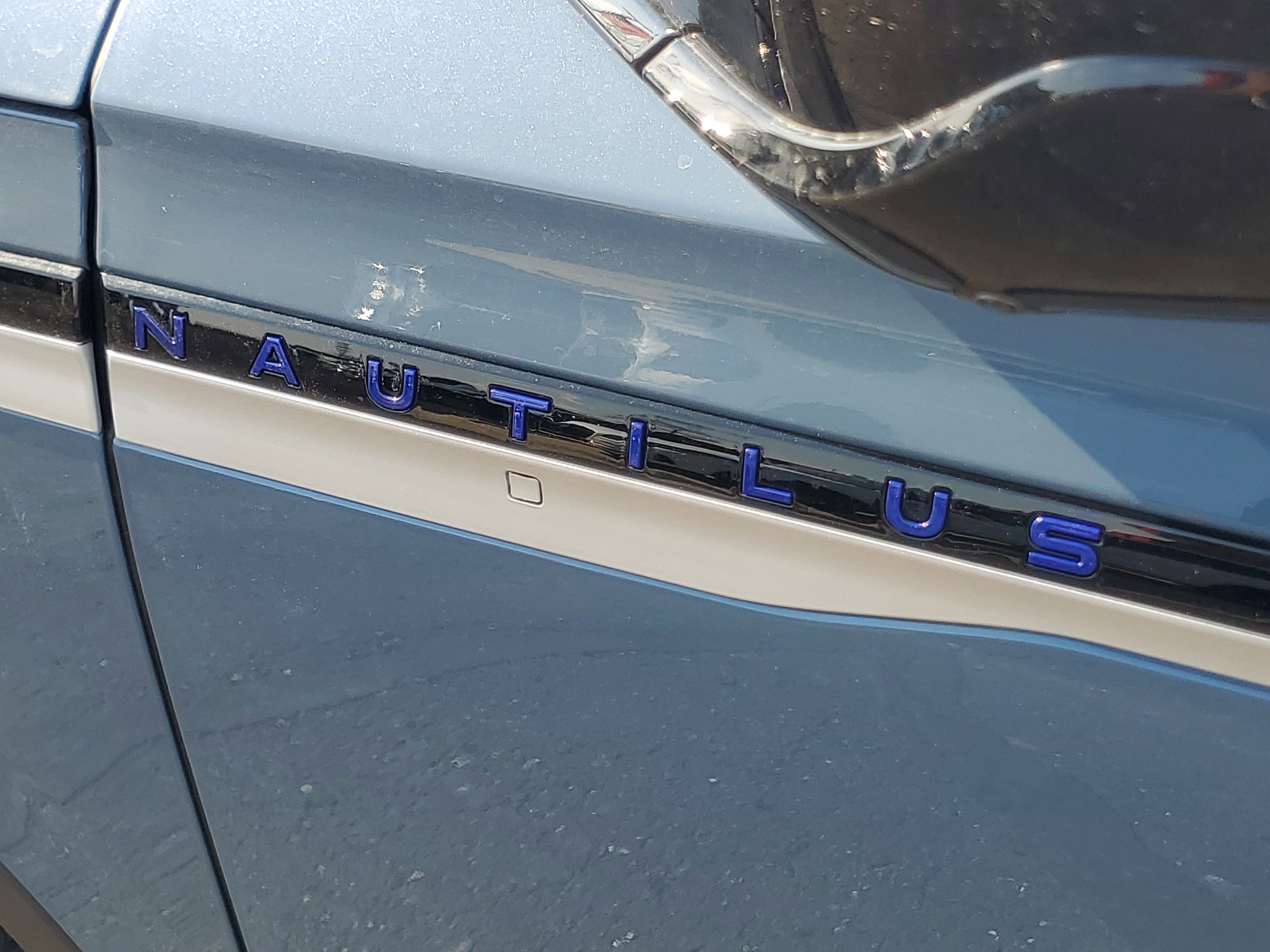 New 2026 Lincoln Nautilus Premier w/ Equipment Group 102A image 7