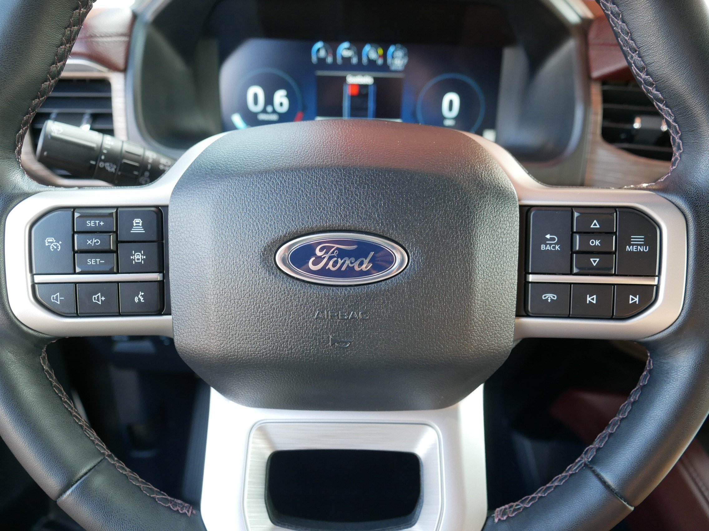 Used 2024 Ford Expedition Limited AWD/4WD image 25