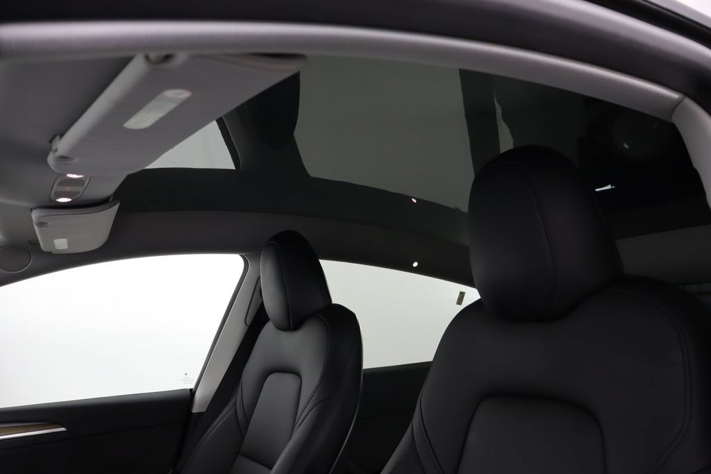 Used 2023 Tesla Model Y AWD image 22