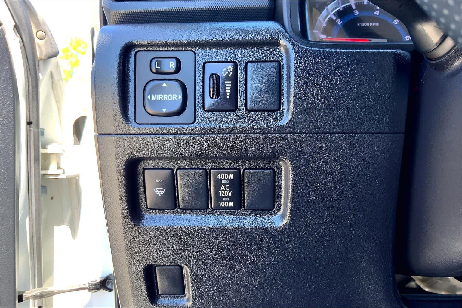 Used 2018 Toyota 4Runner TRD Pro AWD/4WD image 33