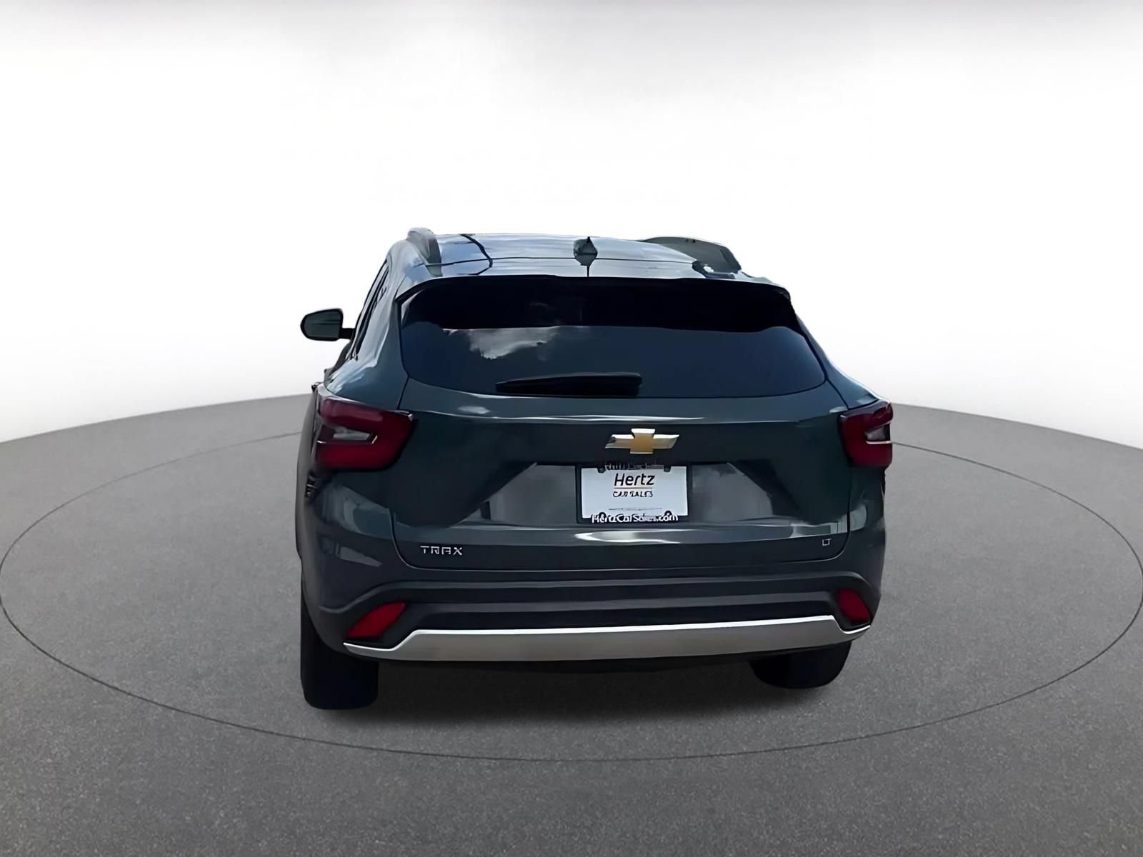 Used 2025 Chevrolet Trax LT w/ LT Convenience Package FWD image 10