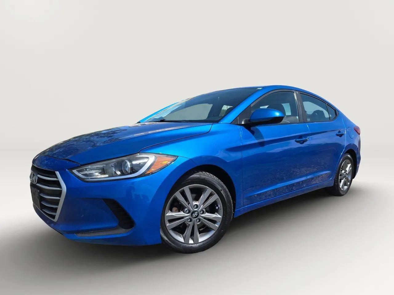 Used 2017 Hyundai Elantra SE FWD image 2
