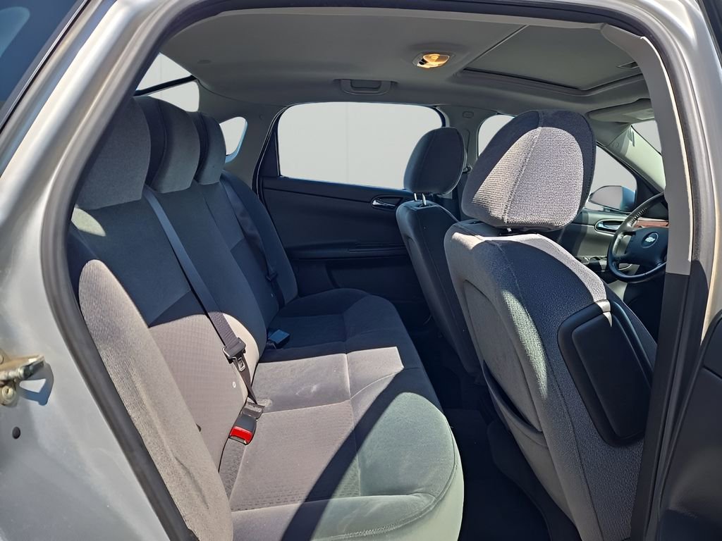 Used 2011 Chevrolet Impala LT image 16