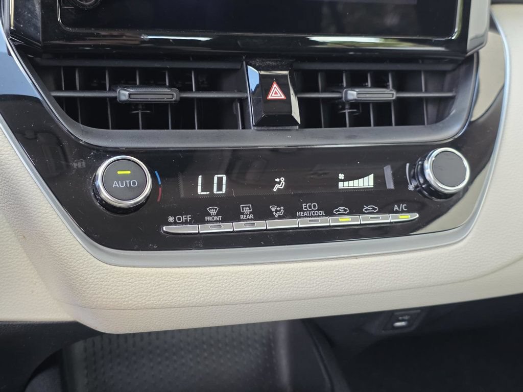 Used 2024 Toyota Corolla LE FWD image 15