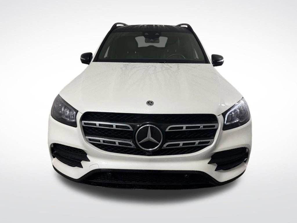 Used 2022 Mercedes-Benz GLS 580 4MATIC image 13