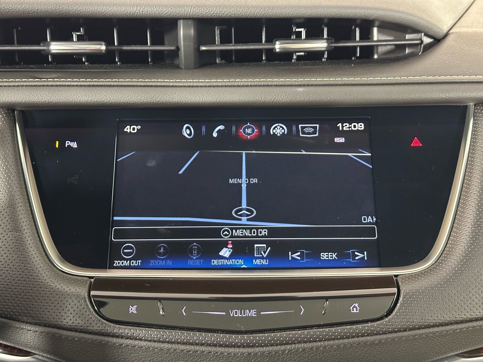 Used 2017 Cadillac XT5 Luxury w/ Driver Awareness Package image 26