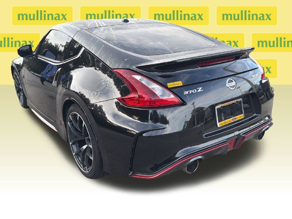 Used 2019 Nissan 370Z NISMO RWD image 9