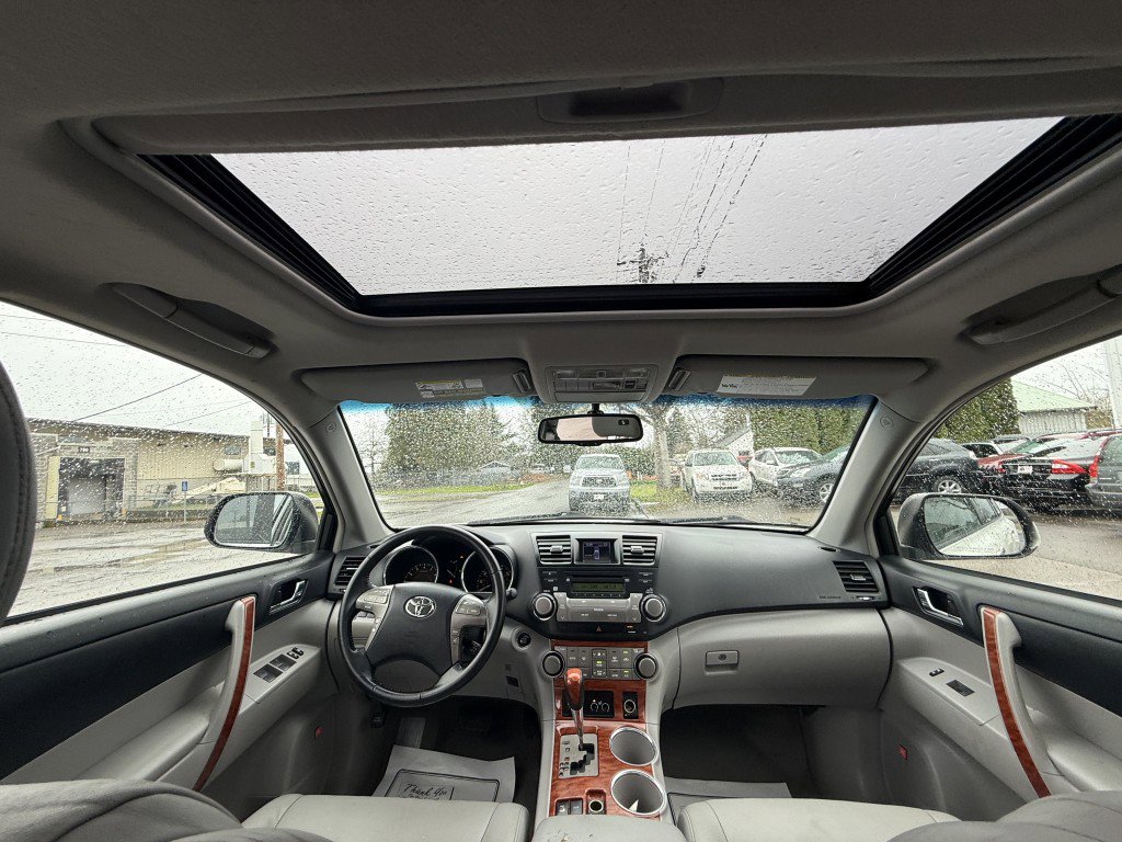 Used 2009 Toyota Highlander Limited AWD/4WD image 22