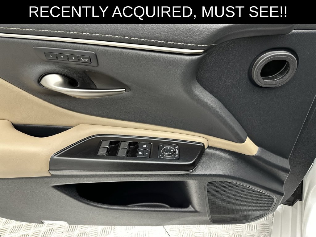 Used 2020 Lexus ES 350 w/ Premium Package FWD image 13