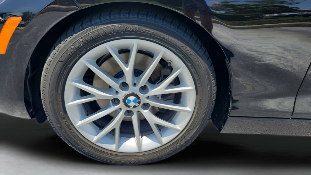 Used 2015 BMW 228i xDrive Convertible AWD/4WD image 24