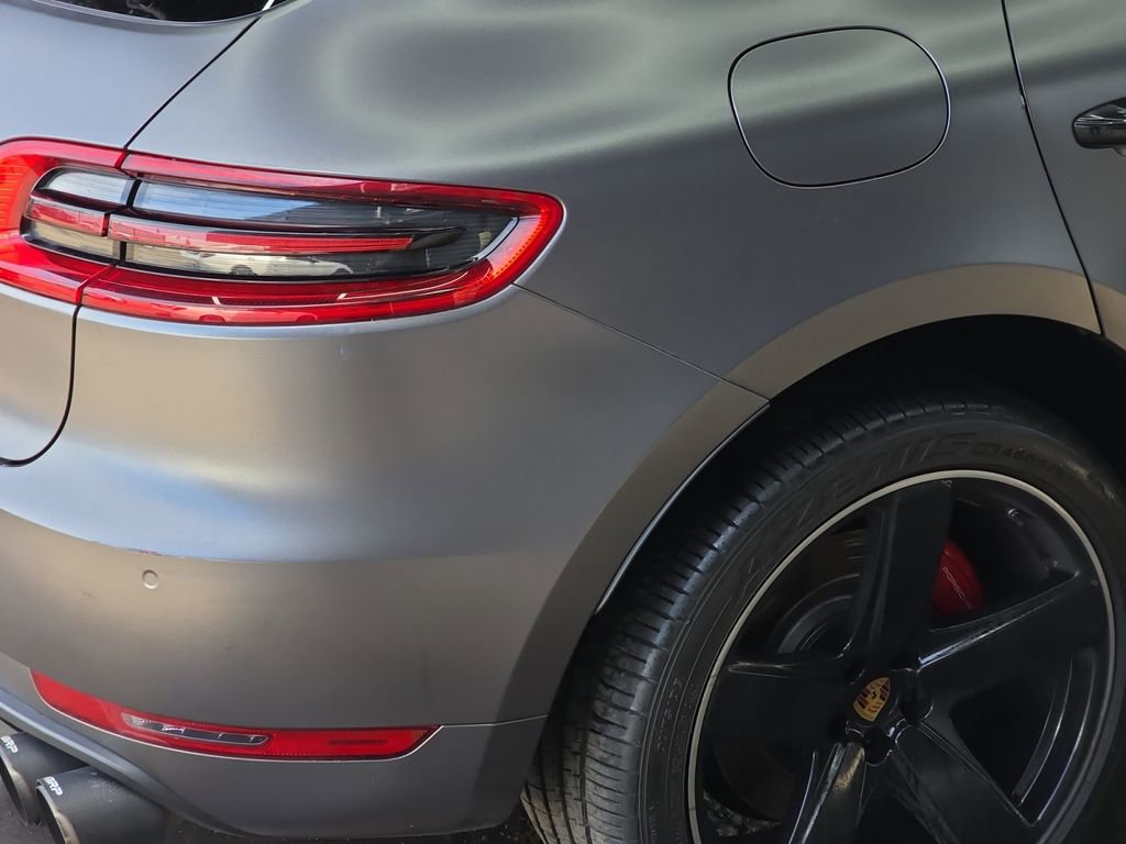 Used 2015 Porsche Macan Turbo image 31