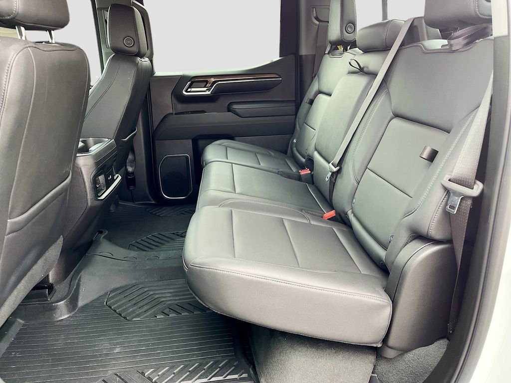 Used 2024 Chevrolet Silverado 1500 LT Trail Boss w/ Convenience Package II image 25