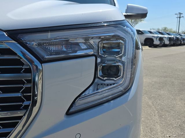 Used 2024 GMC Terrain Denali w/ Denali Premium Package AWD/4WD image 33