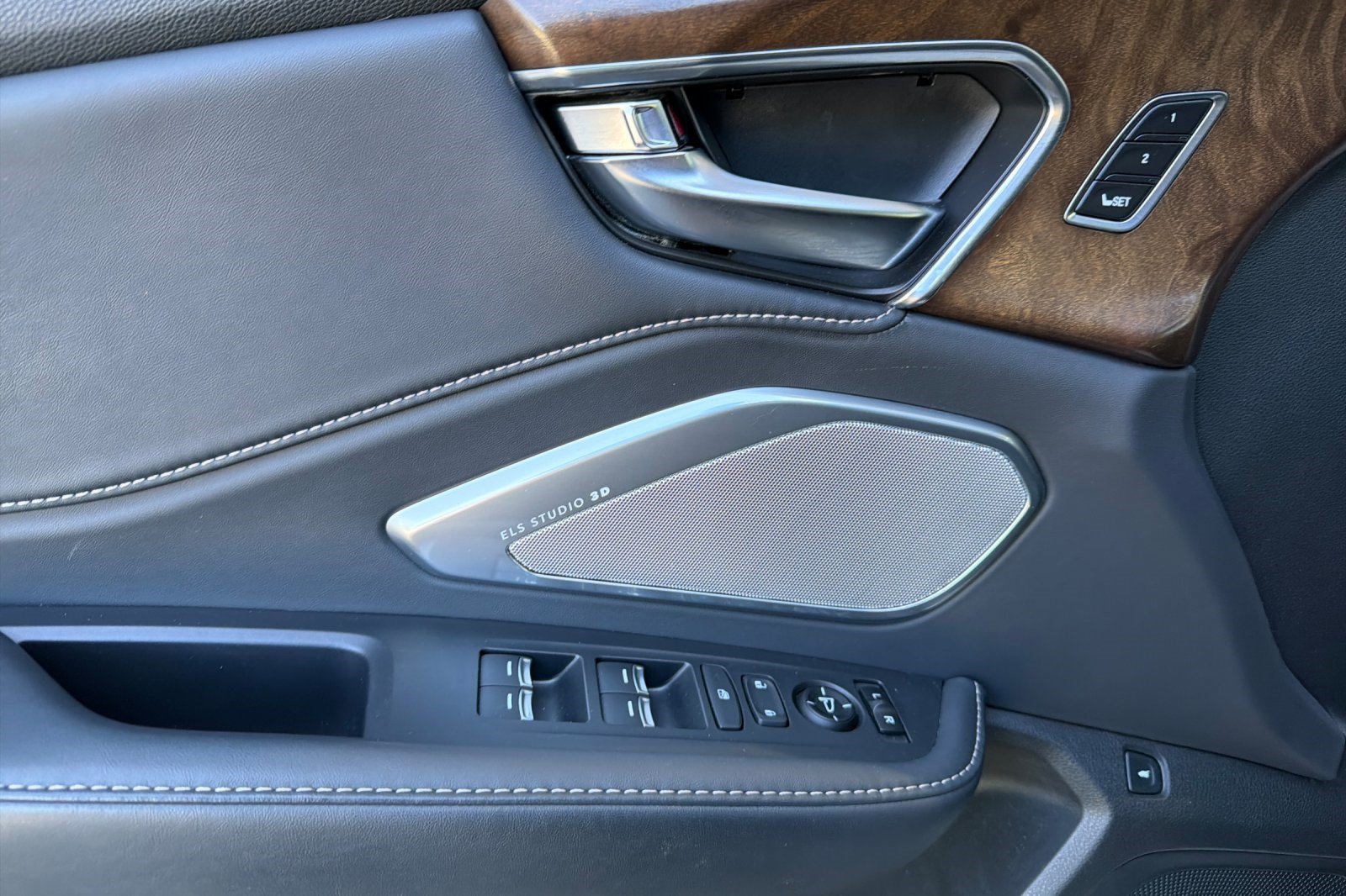 Used 2019 Acura RDX FWD w/ Advance Package image 12