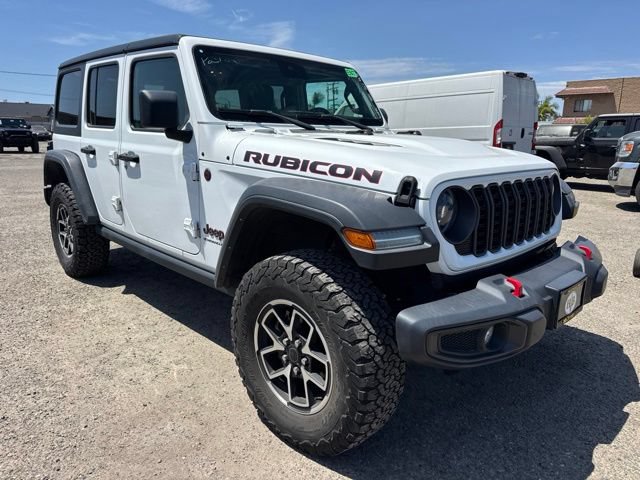 Used 2024 Jeep Wrangler Unlimited Rubicon AWD/4WD image 3