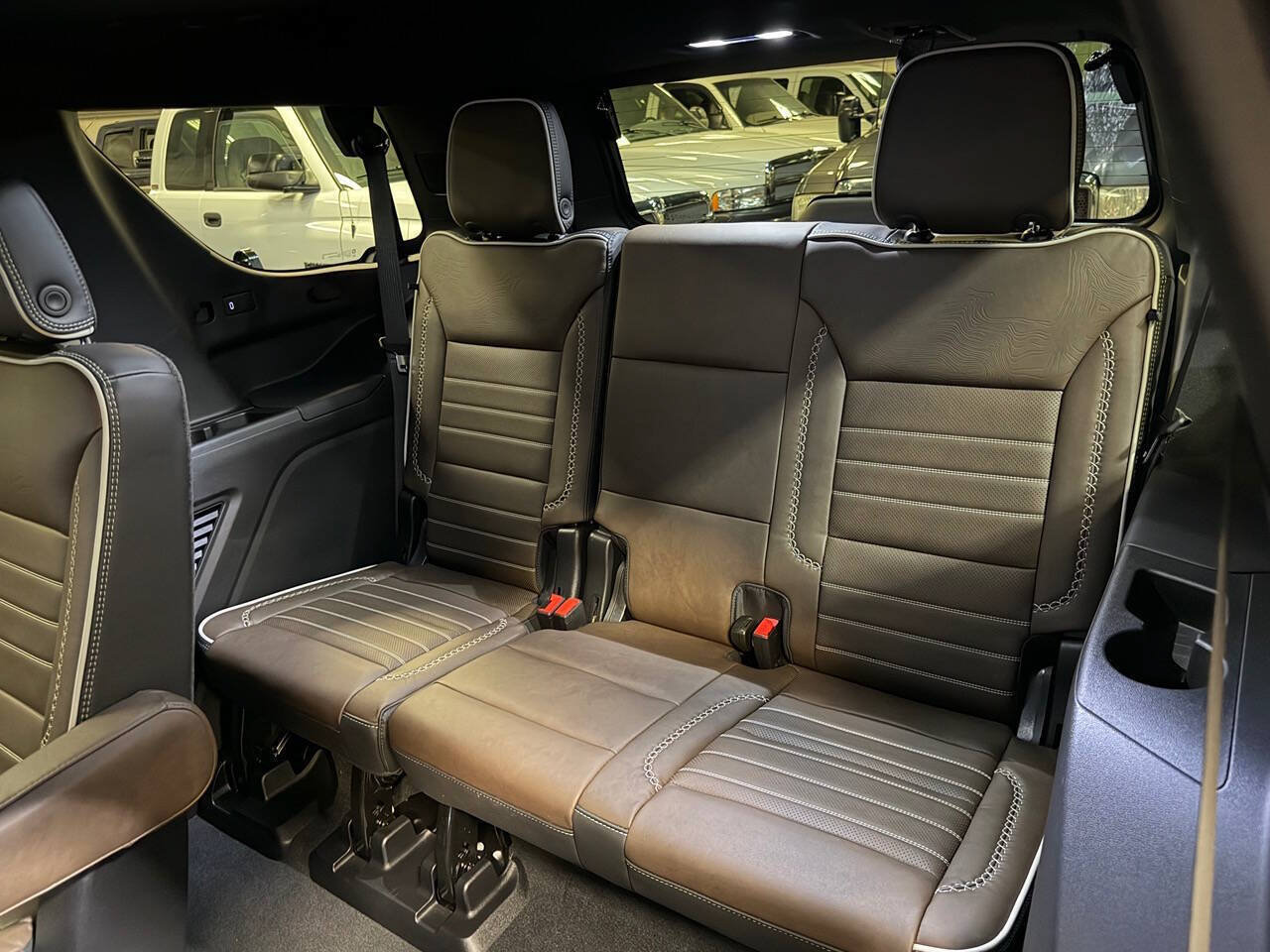 Used 2026 GMC Yukon Denali Ultimate AWD/4WD image 22
