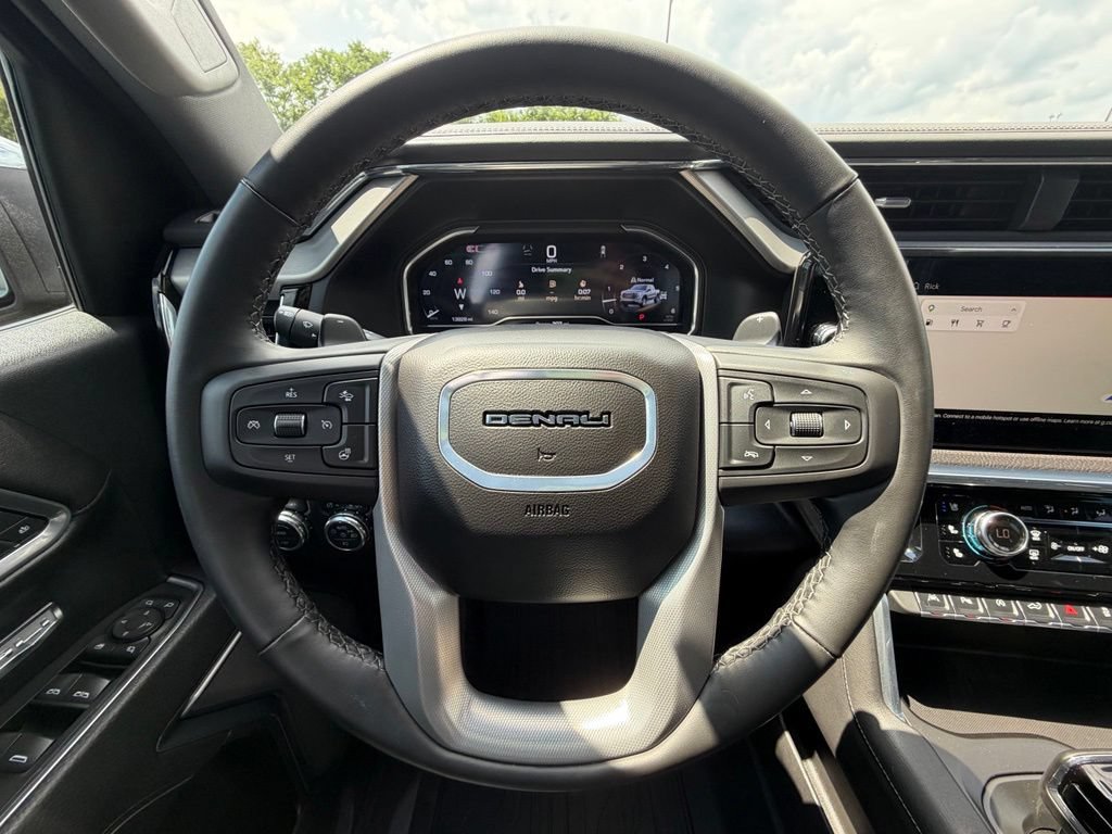 Used 2025 GMC Sierra 1500 Denali w/ Denali Reserve Package AWD/4WD image 10