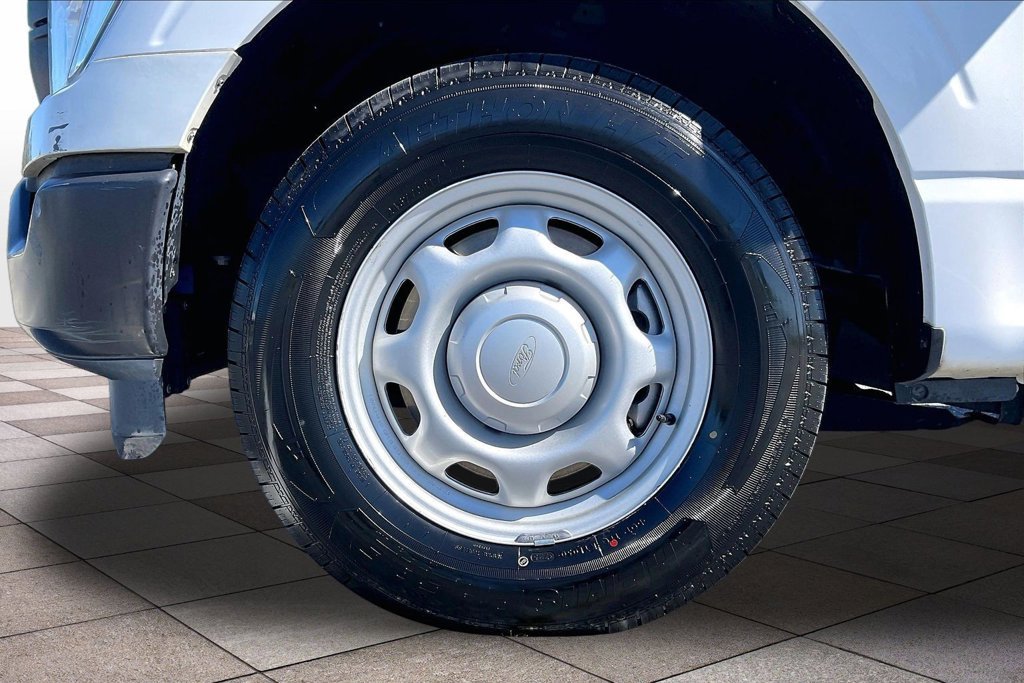 Certified 2022 Ford F150 2WD Regular Cab image 9
