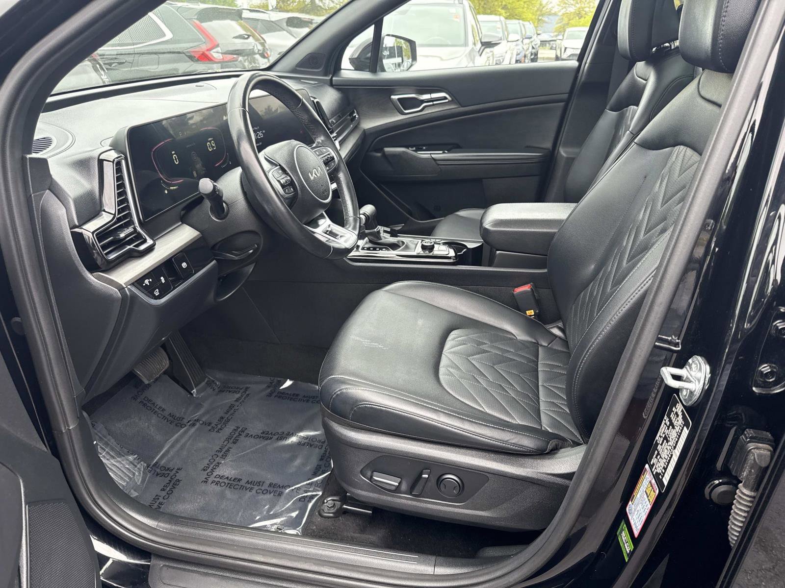 Used 2023 Kia Sportage X-Line w/ X-Line Premium Package AWD/4WD image 19