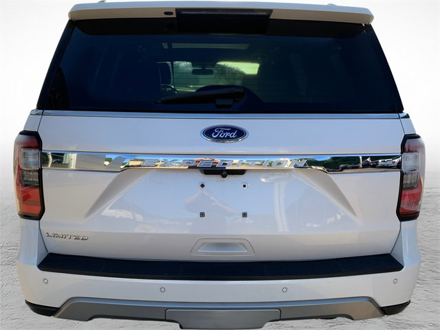 Used 2019 Ford Expedition Limited w/ Equipment Group 302A AWD/4WD image 3