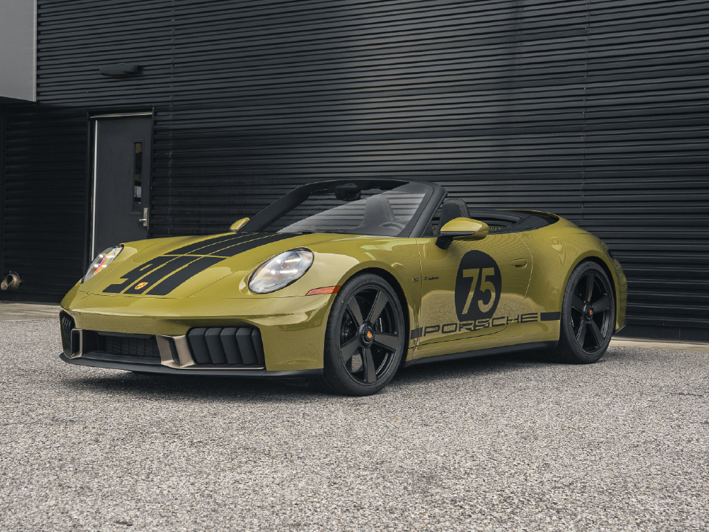 New 2026 Porsche 911 GTS