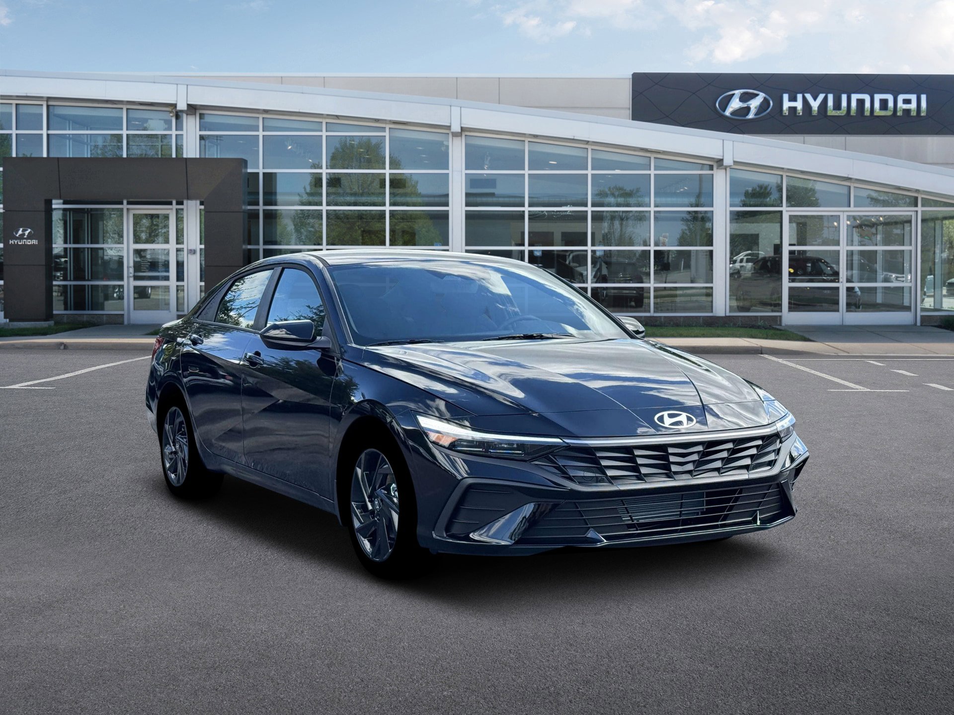 New 2026 Hyundai Elantra Sport FWD image 11