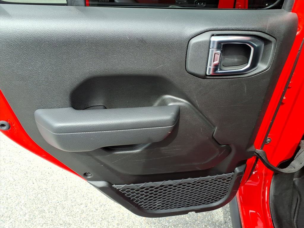 Used 2025 Jeep Wrangler Unlimited Rubicon 4xe w/ Safety Group image 34