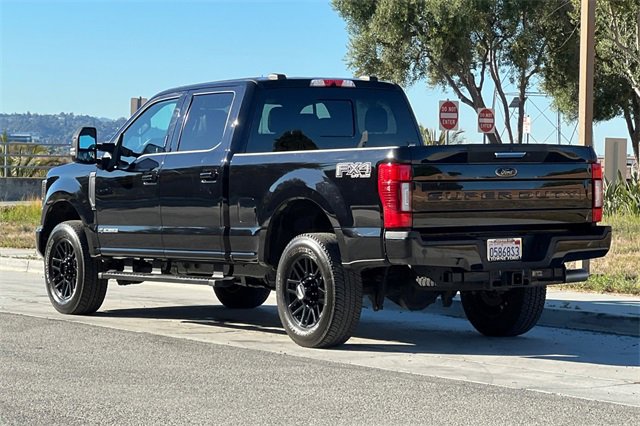 Used 2022 Ford F250 Lariat w/ Black Appearance Package image 6