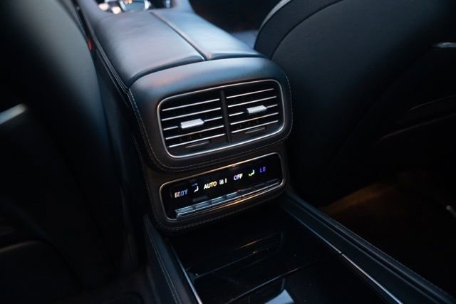 Used 2021 Mercedes-Benz Maybach GLS 600 4MATIC image 50