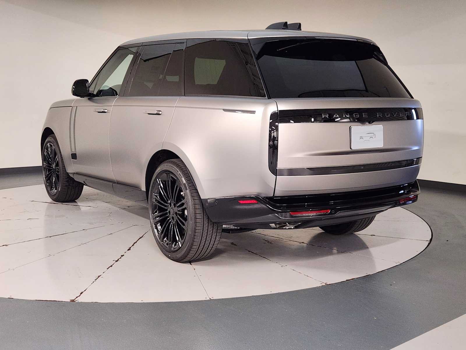 New 2026 Land Rover Range Rover SE AWD/4WD image 6