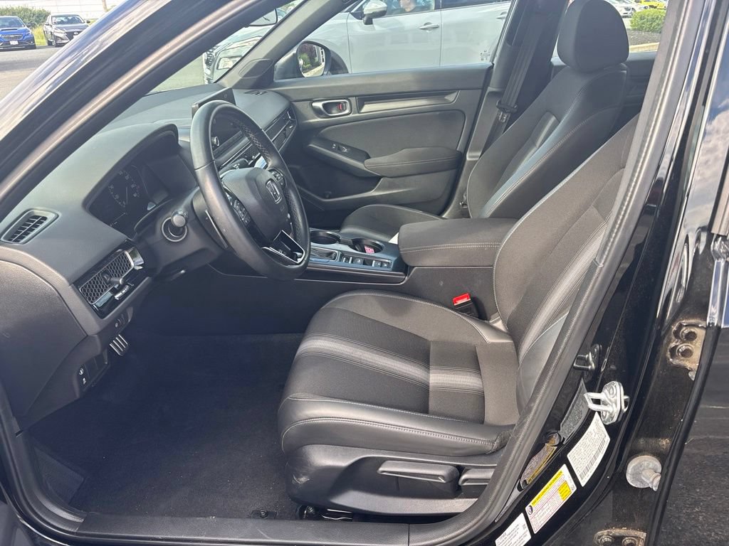Used 2023 Honda Civic Sport image 11