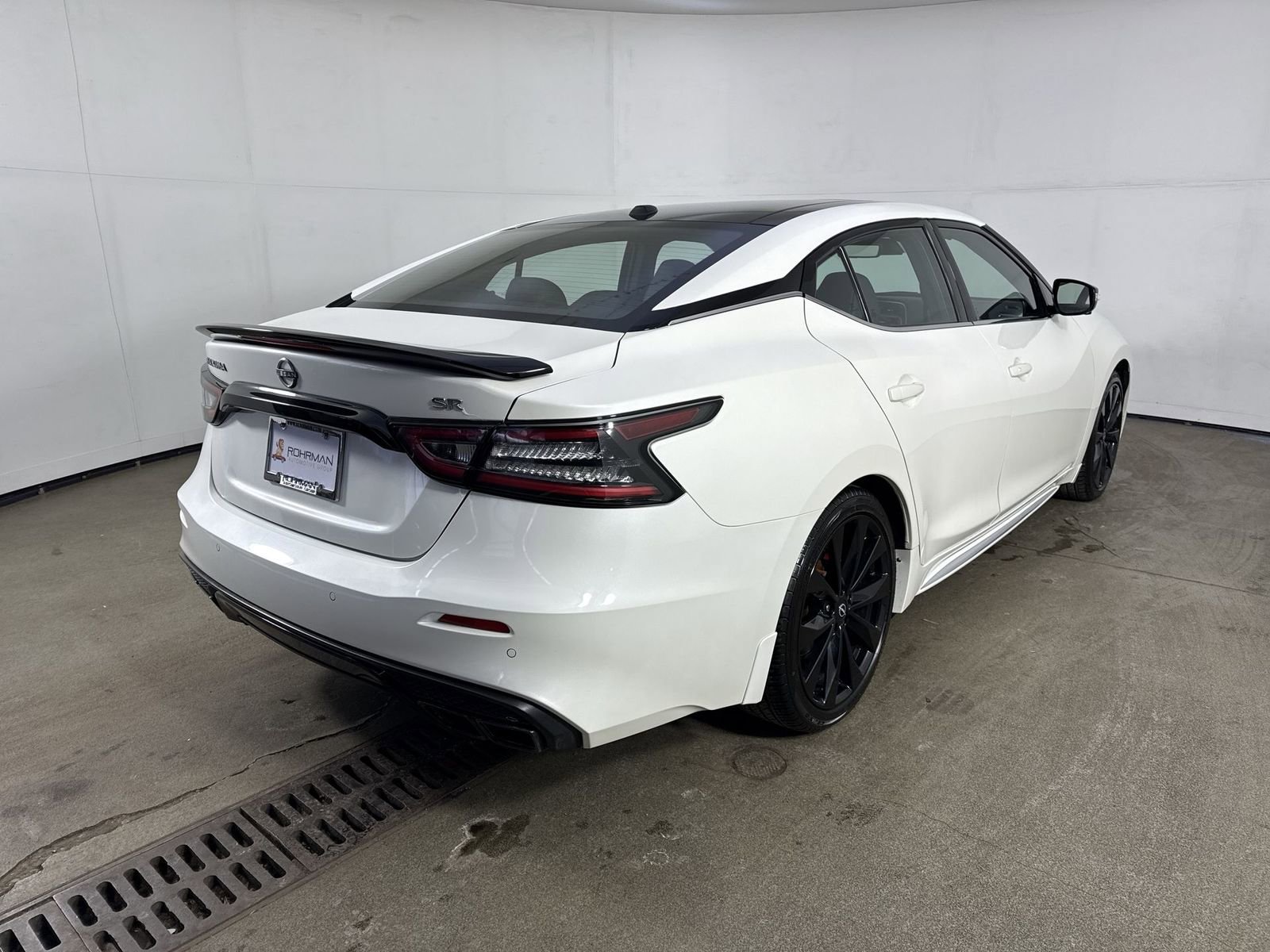 Certified 2023 Nissan Maxima SR w/ Sport Mat Group image 38