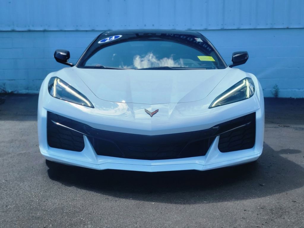 Used 2024 Chevrolet Corvette Z06 image 8