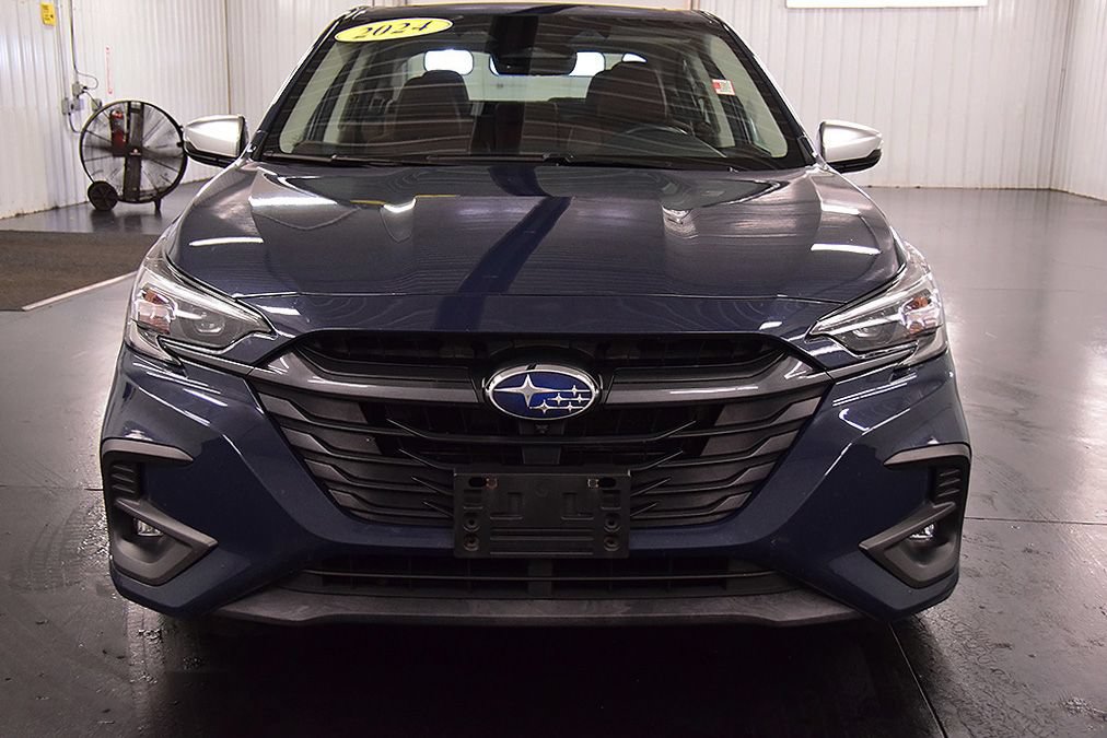 Used 2024 Subaru Legacy Touring XT AWD/4WD image 2