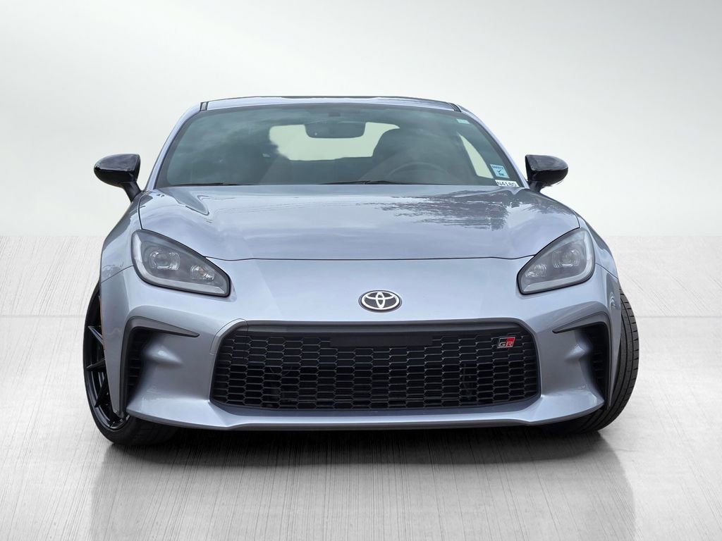 Used 2024 Toyota GR86 Premium image 2