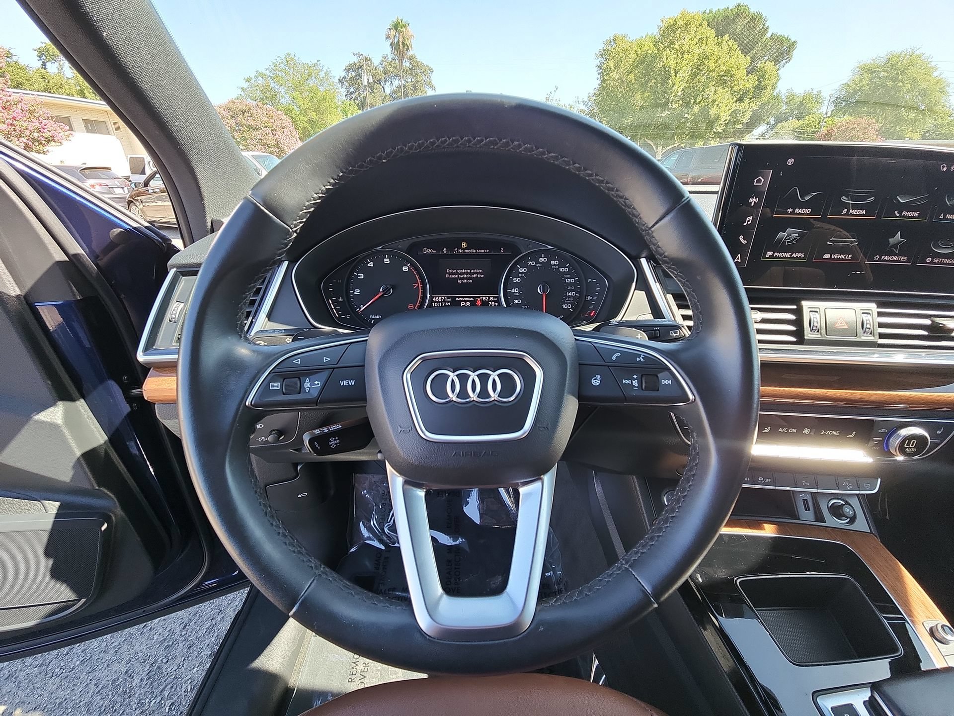 Used 2022 Audi Q5 2.0T Premium w/ Convenience Package AWD/4WD image 11