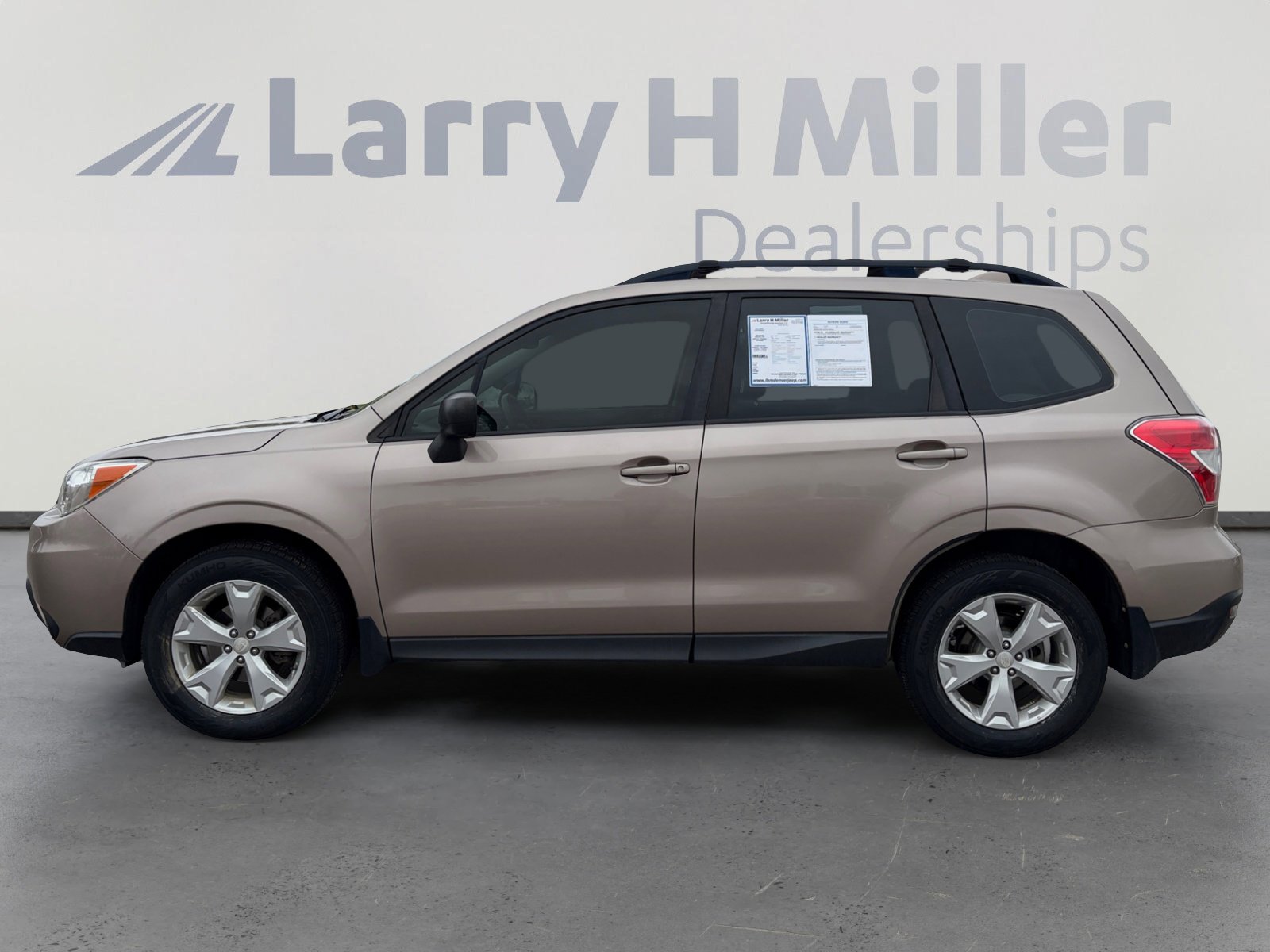 Used 2016 Subaru Forester 2.5i w/ Popular Package #2 AWD/4WD image 3