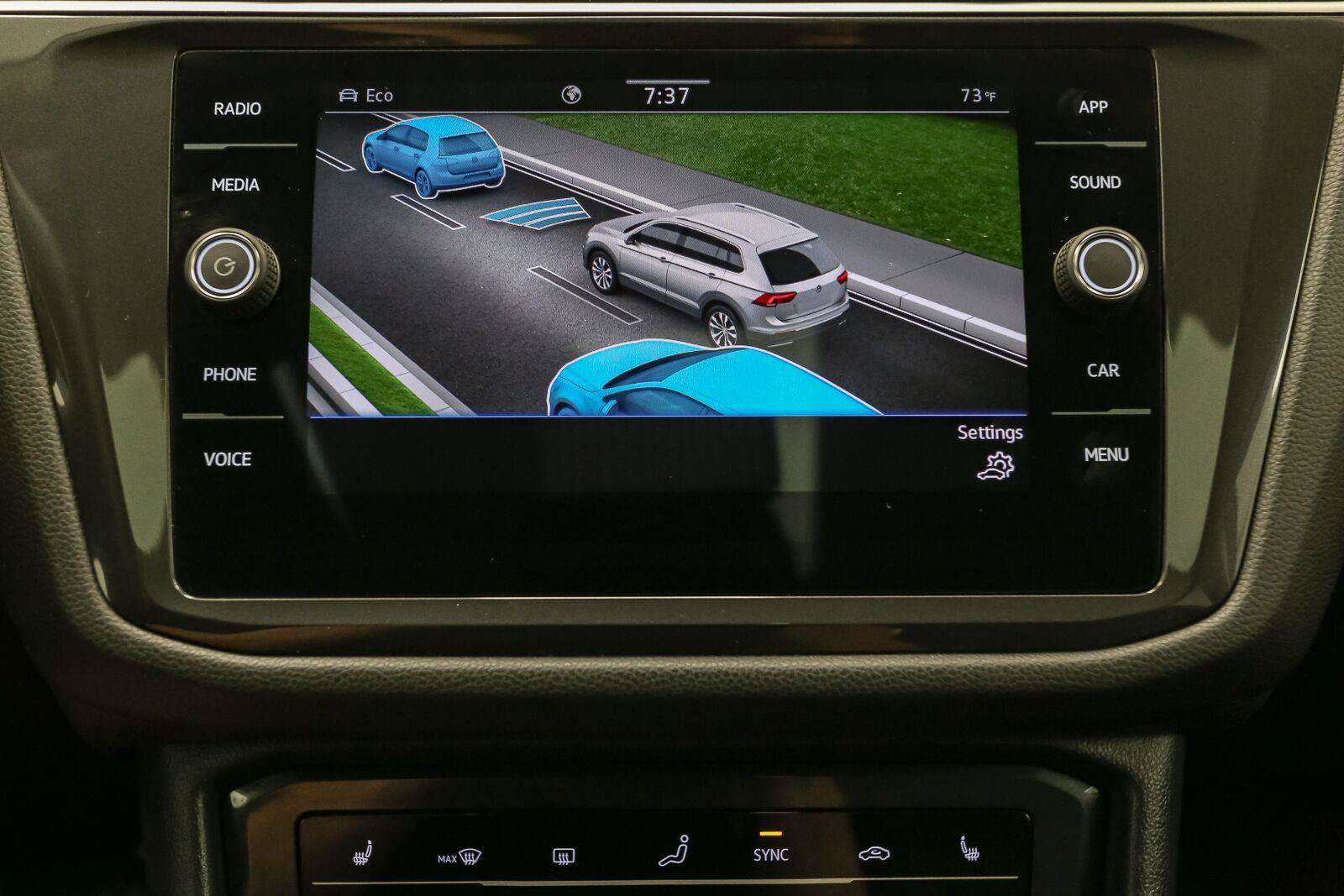 Certified 2024 Volkswagen Tiguan SE AWD/4WD image 32