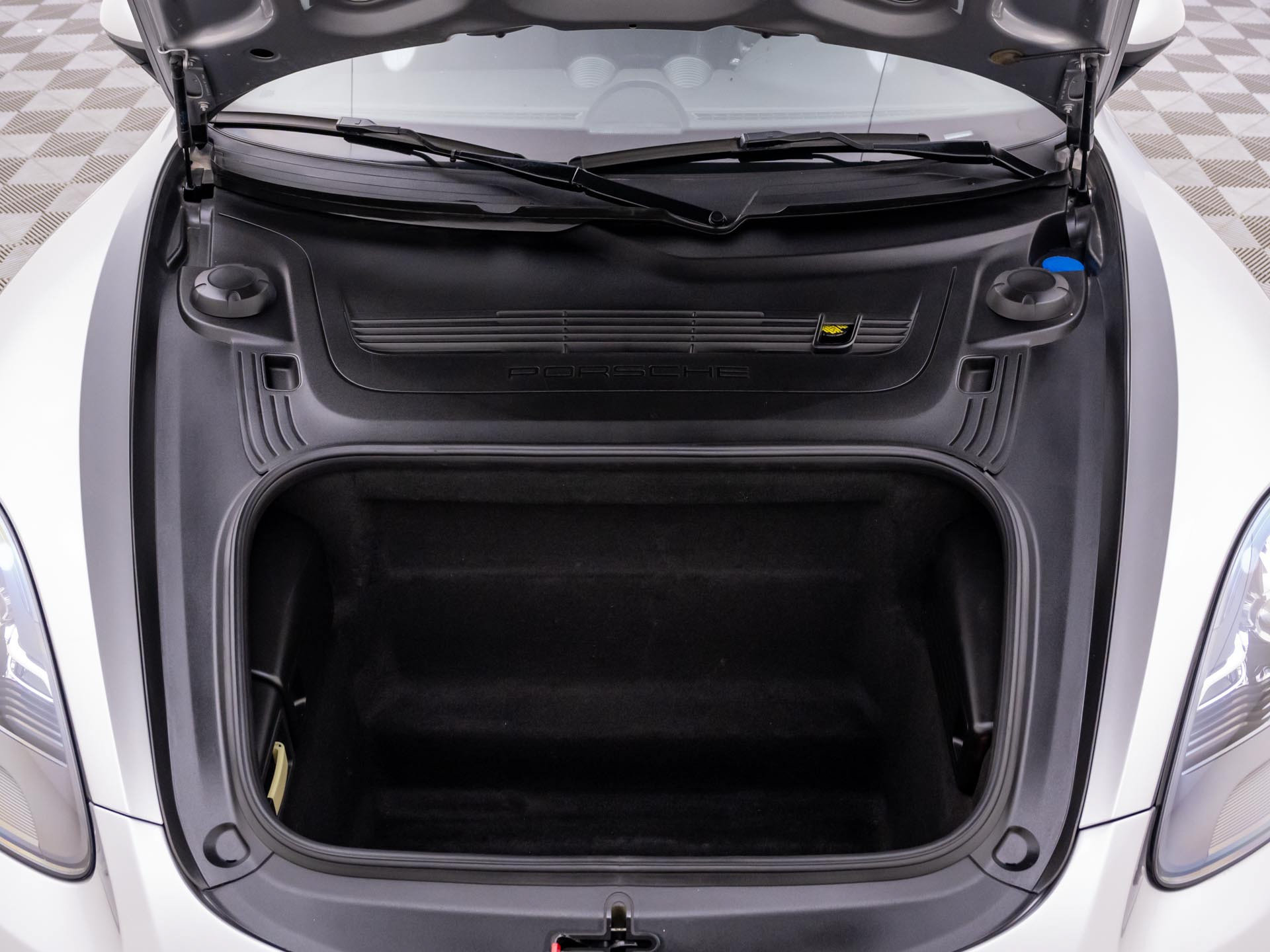 Used 2017 Porsche 718 Boxster S RWD image 28