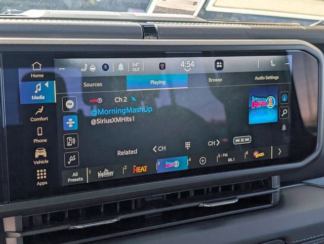 New 2026 Jeep Gladiator Sport image 17