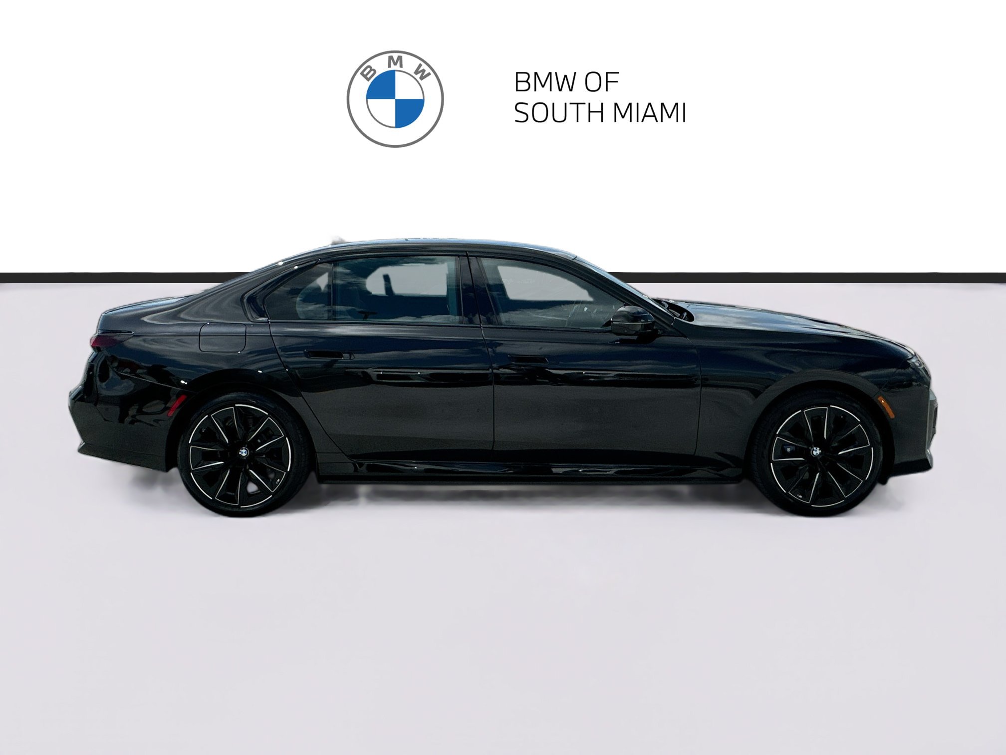 Used 2024 BMW i7 xDrive60 w/ Premium Package AWD/4WD image 8