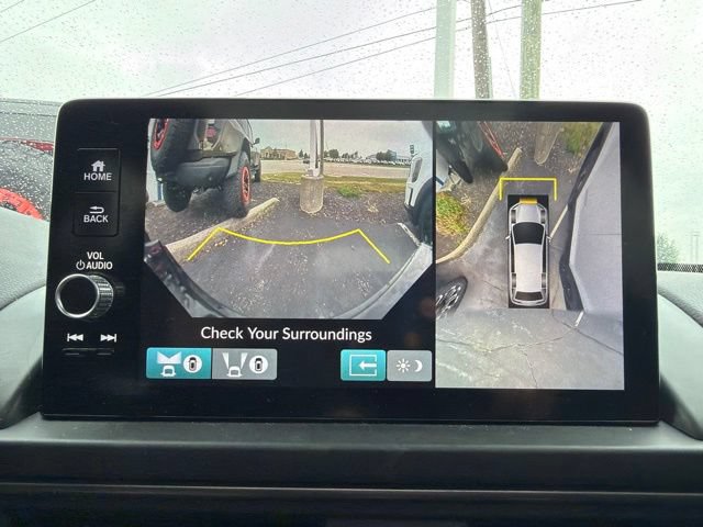 Used 2023 Honda Pilot TrailSport image 35
