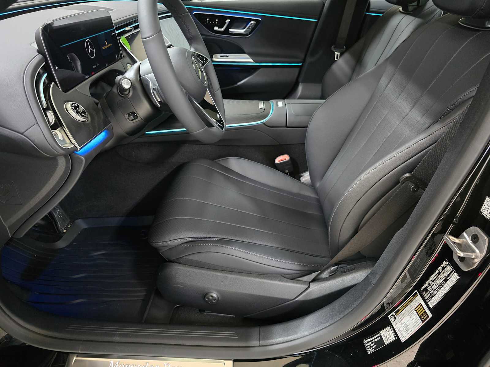 New 2026 Mercedes-Benz E 450 4MATIC Sedan image 23