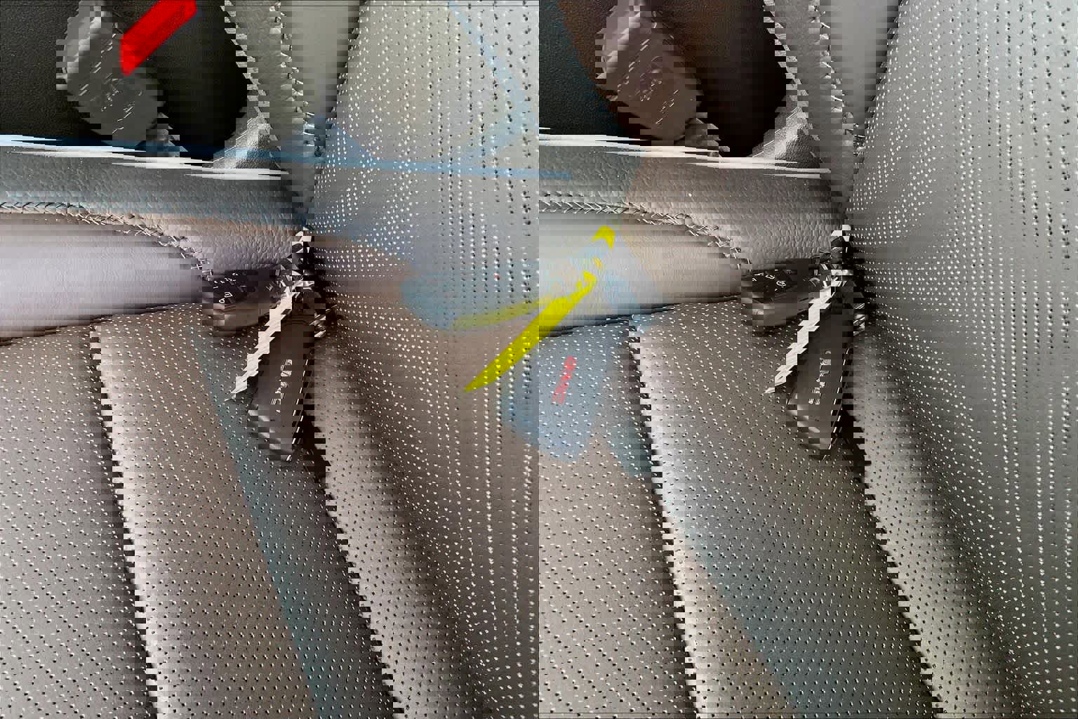 Used 2025 GMC Sierra 2500 Denali image 14