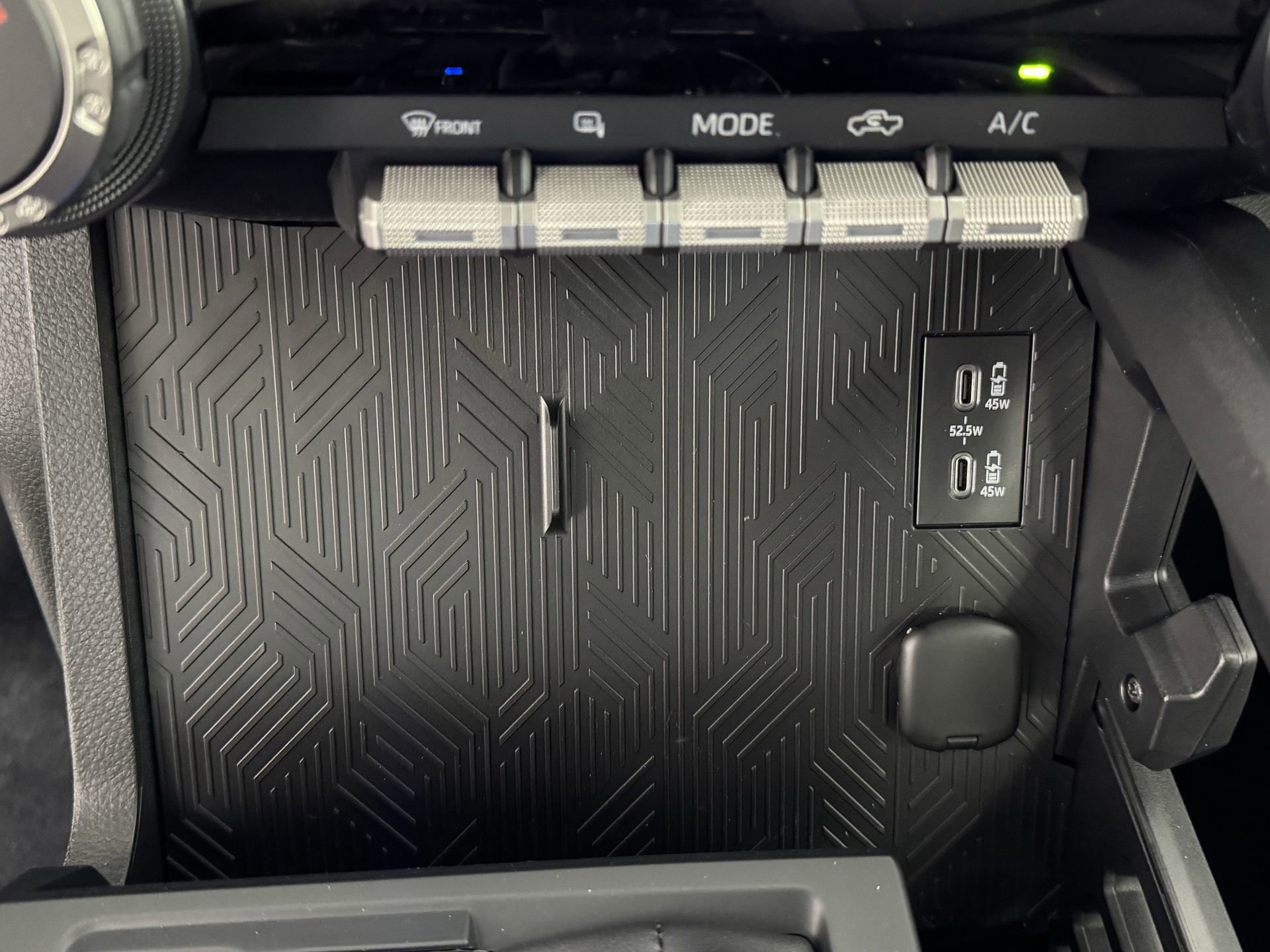 New 2026 Toyota Tacoma SR5 image 3