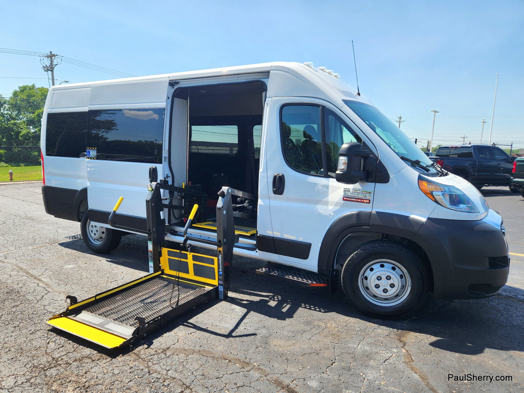 Used 2021 RAM ProMaster 3500 w/ Premium Appearance Group FWD image 6