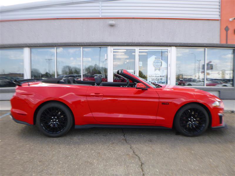 Used 2022 Ford Mustang GT Premium w/ GT Performance Package RWD image 7
