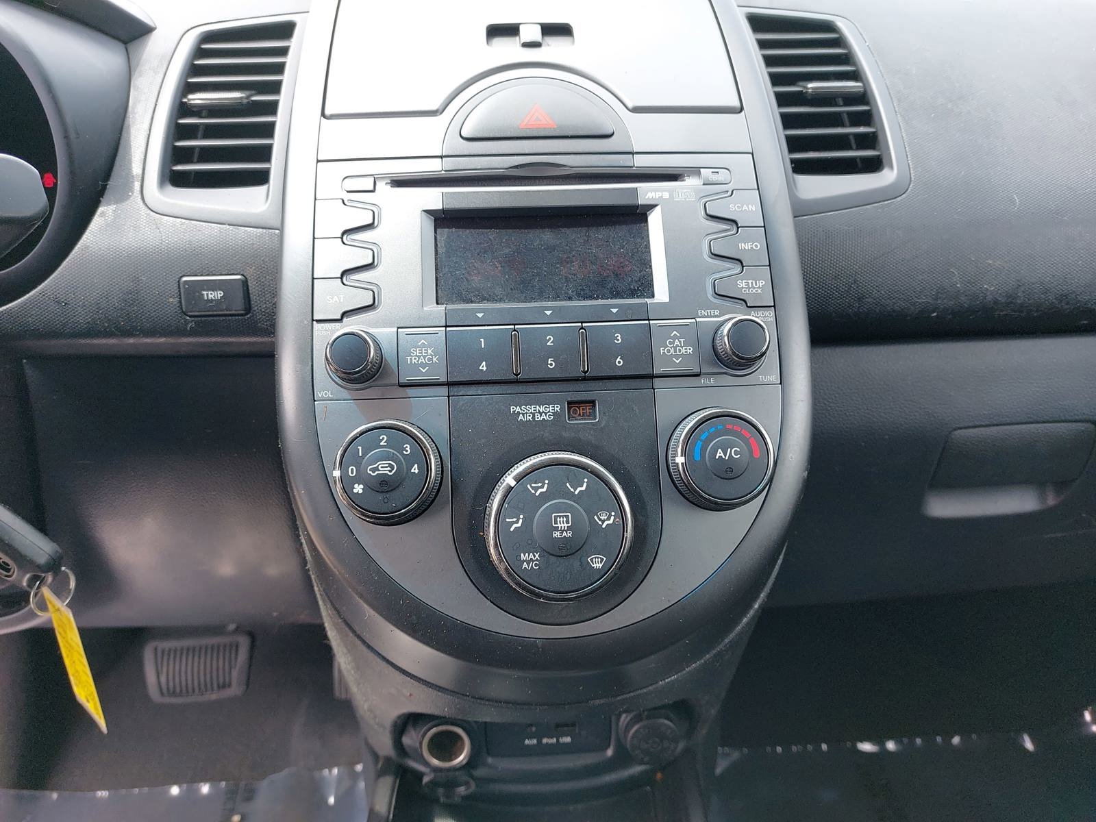 Used 2011 Kia Soul + image 23